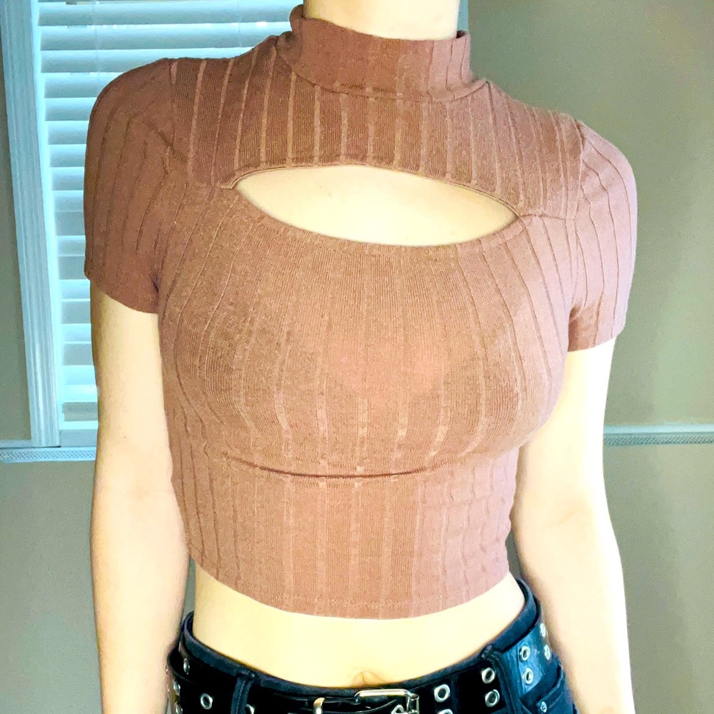 I Love Joah, oval cut out cropped T-shirt.